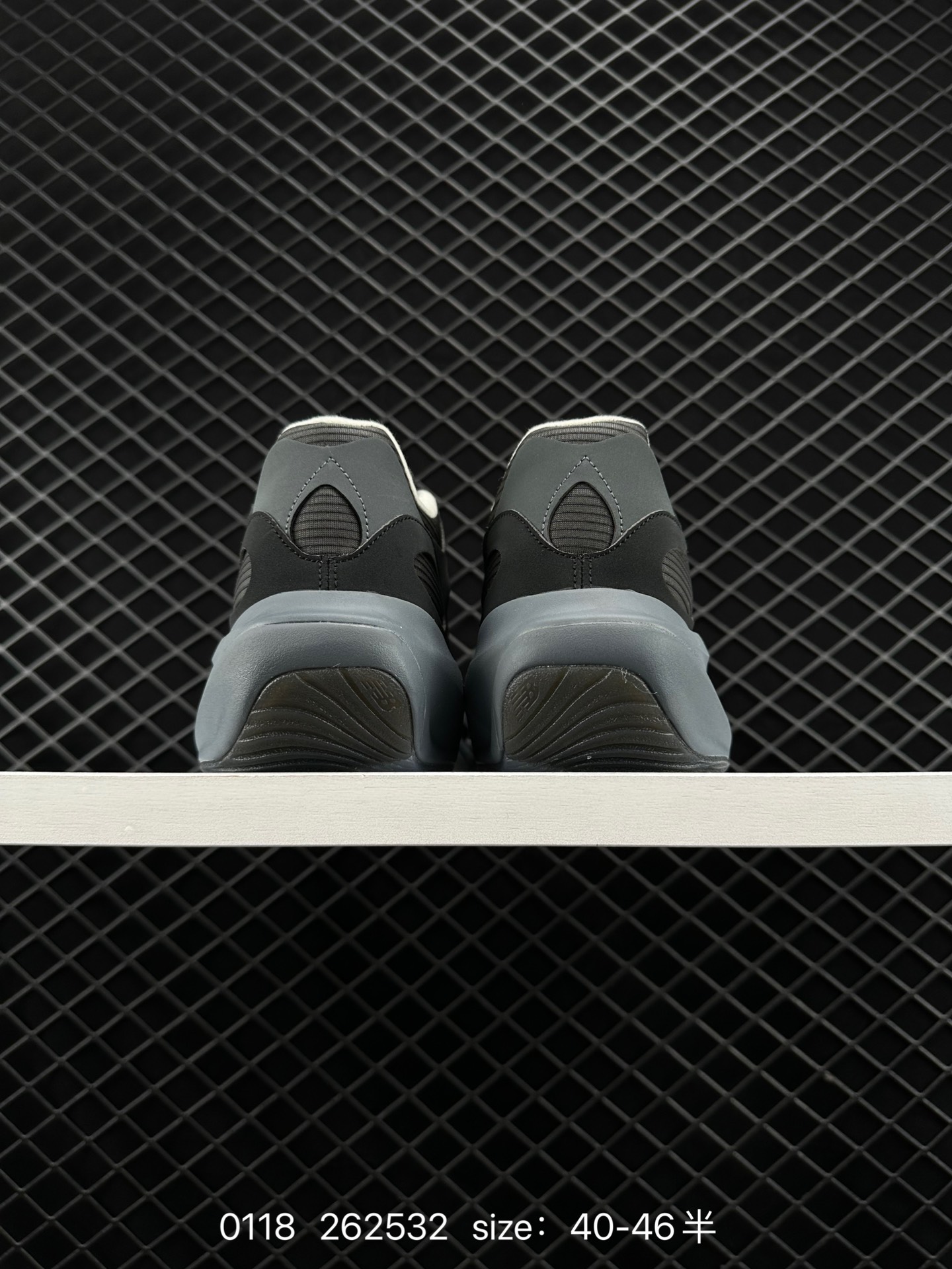 AURALEE x New Balance Warped Runner